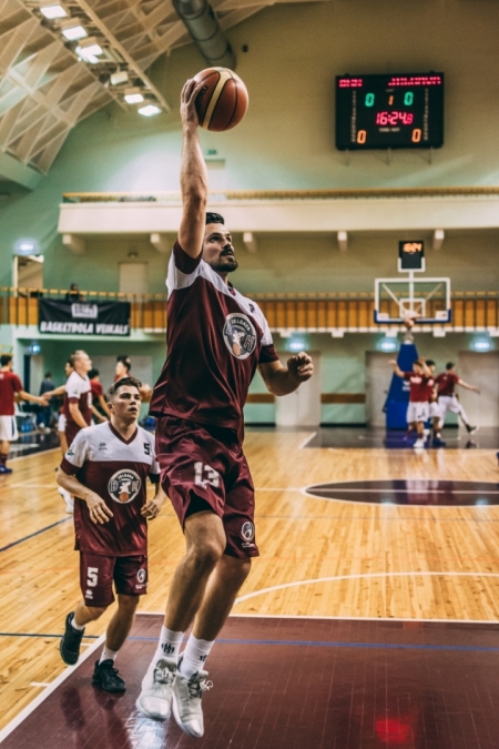 Trešais “simts” un pirmais sezonas “triple double”